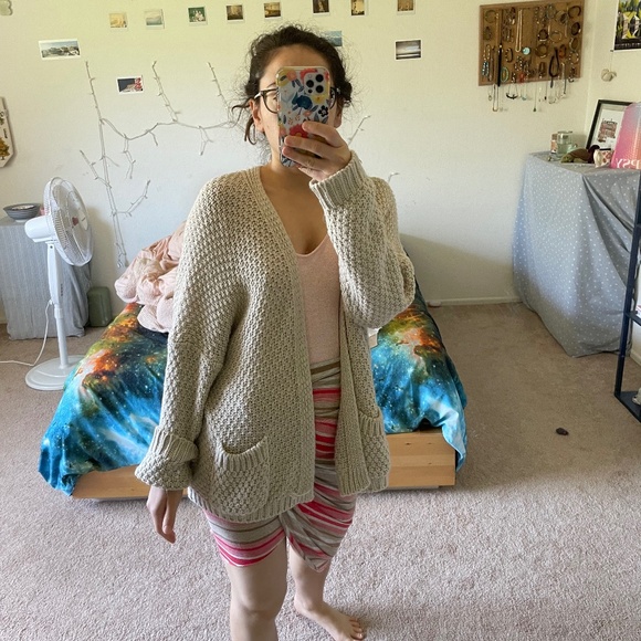 Boohoo Tan/Beige Boho Knit Cardigan Size M/L - Picture 8 of 15